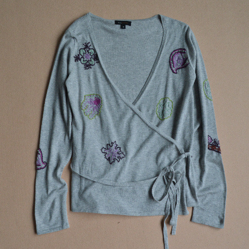 批发采购<em>女式</em>毛衣-外贸原单 <em>女式</em>针织<em>绣花羊绒</em>