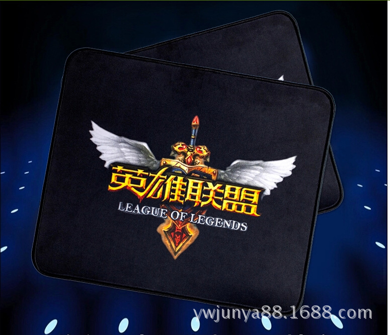 Gaming mouse pad