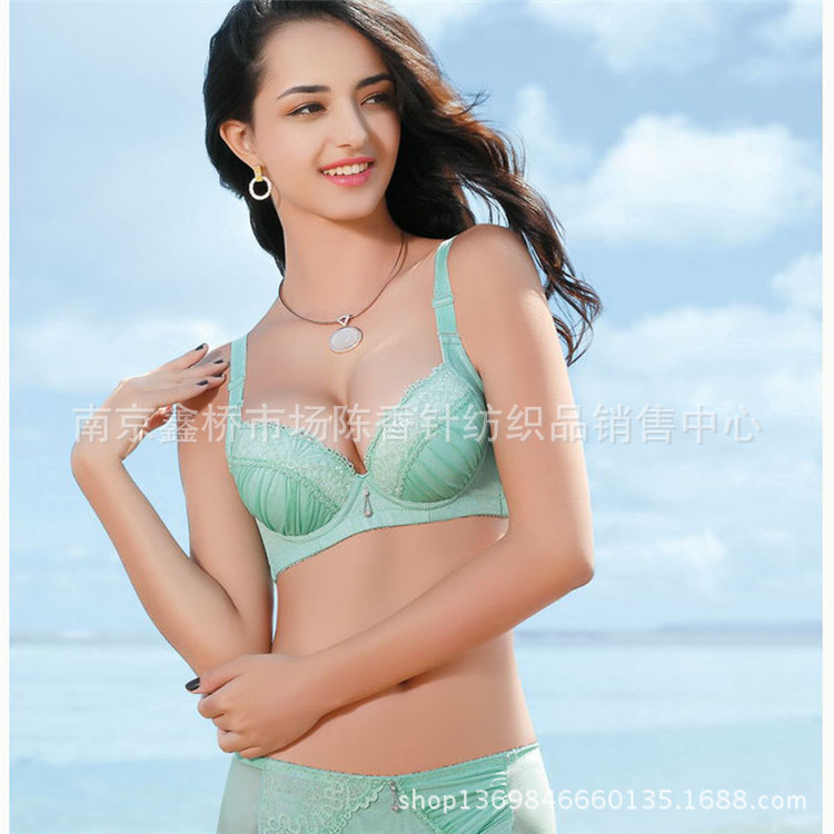 每美2014春夏<em>新款</em>调整型纯色简约<em>三排扣文胸</em>