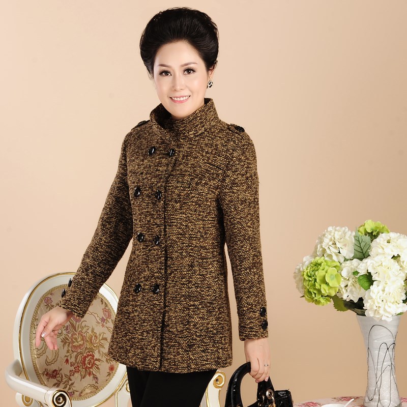 <em>中老年</em>外套<em>女春秋</em>装 妈妈装新品 老人女装加大