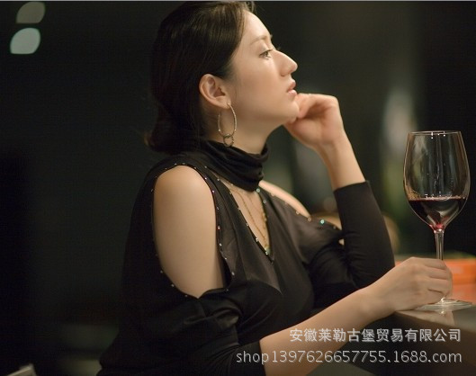 <em>睡觉前喝红酒</em>好处有哪些?又该什么时候喝最<em>好</em>