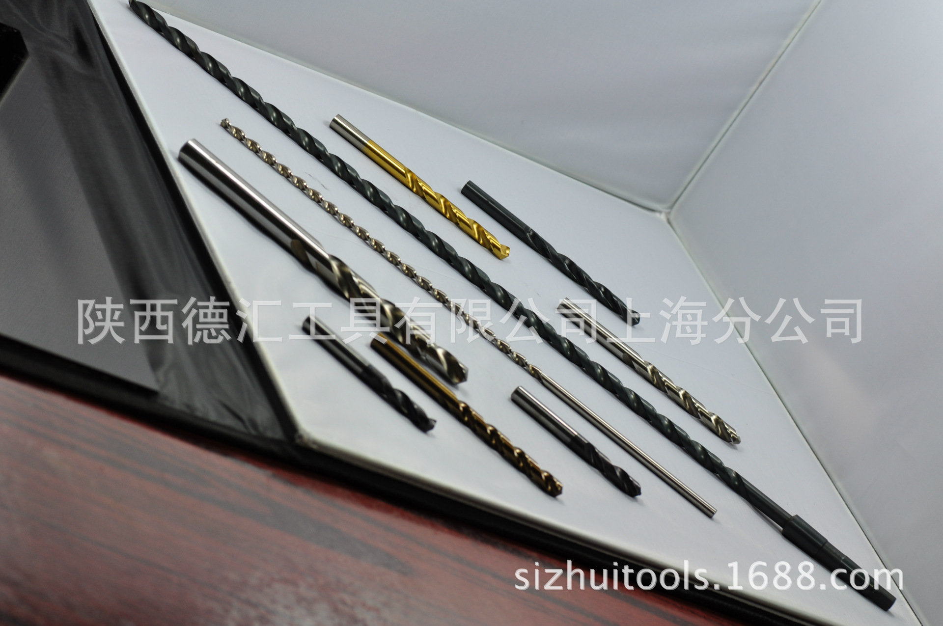 磨制美标机用丝锥,丝攻12-24,12-28,1/4-20,1/4-28,5/16批发