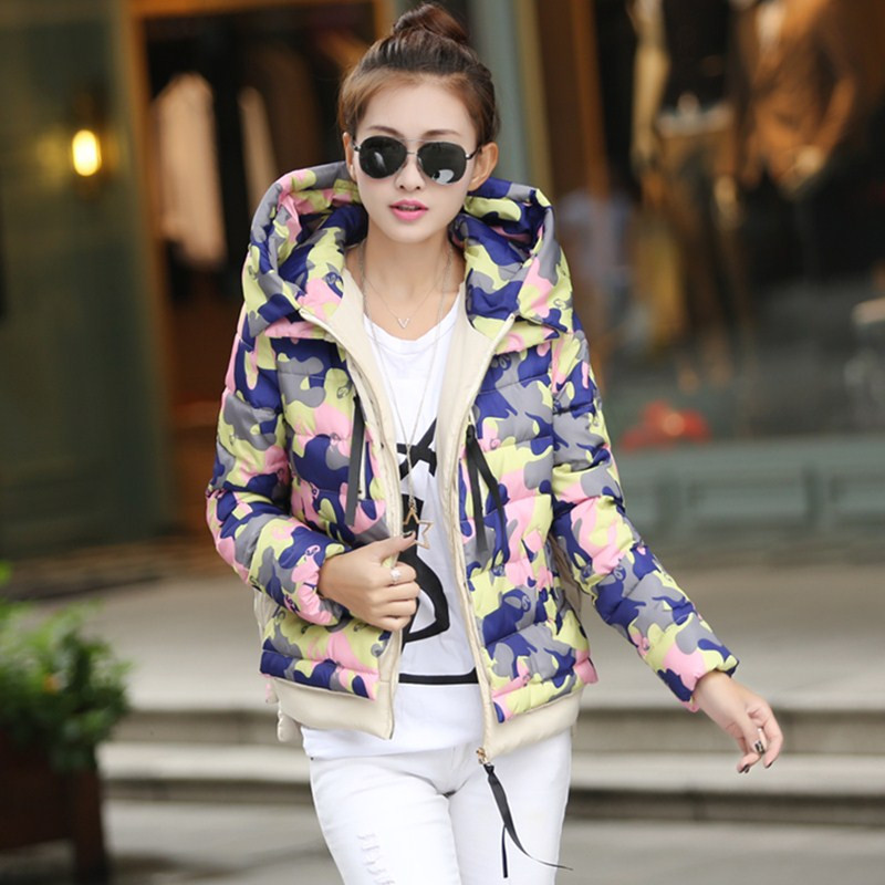 <em>欧洲站大牌女装</em>同款棉服<em>批发</em> 军工装迷彩服短