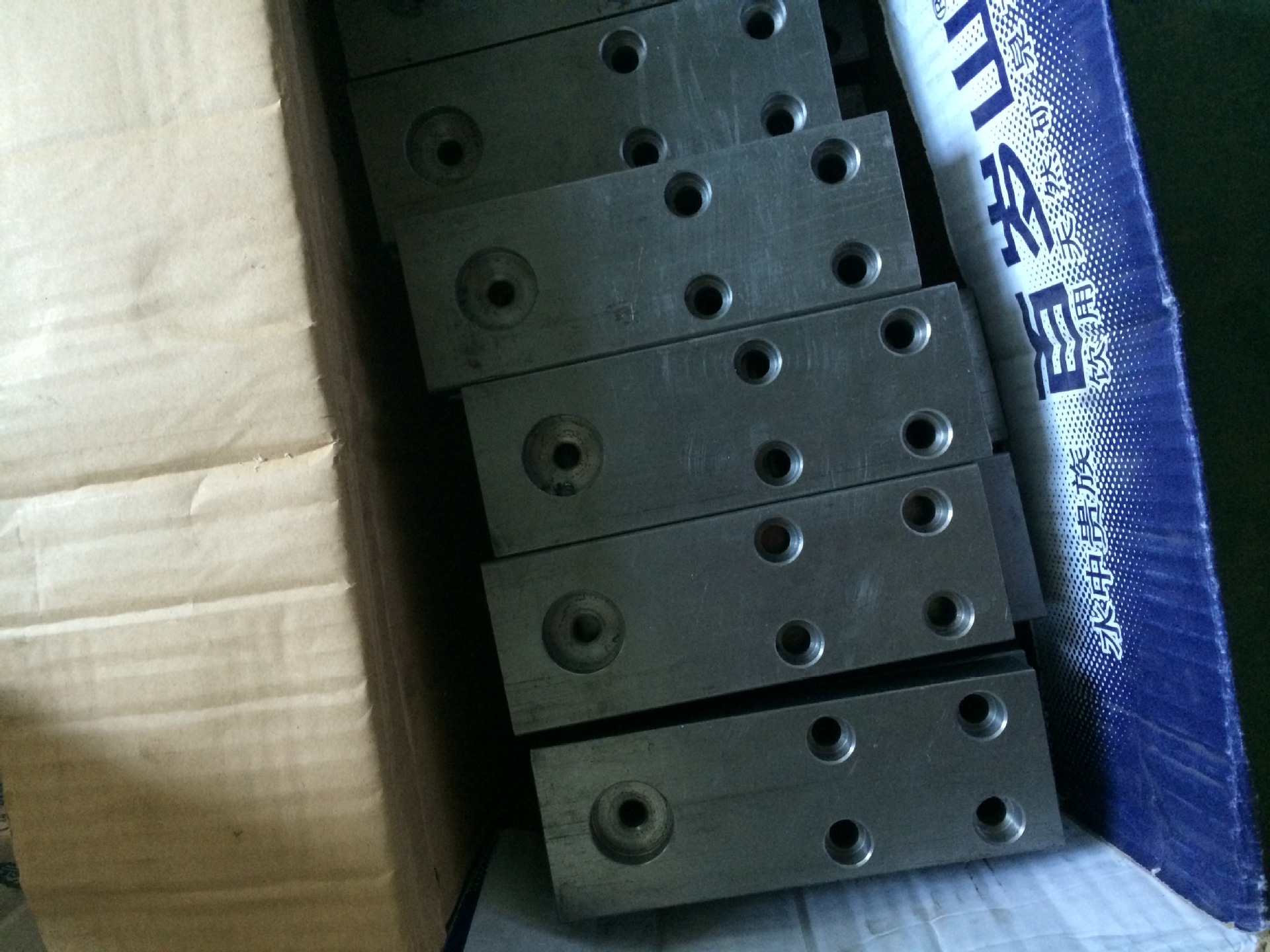 数控车床大小配件加工、五金件加工、线切割加工、车铣加工