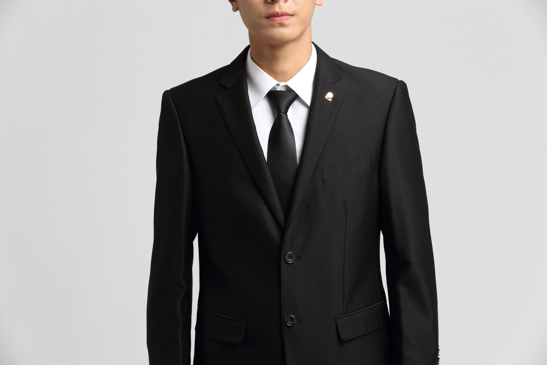 批发采购男式西服套装-皮尔卡丹男士西服套装