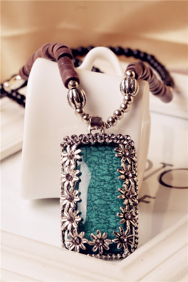 【小花深邃知性欧美风纹路复古长项链毛衣链配