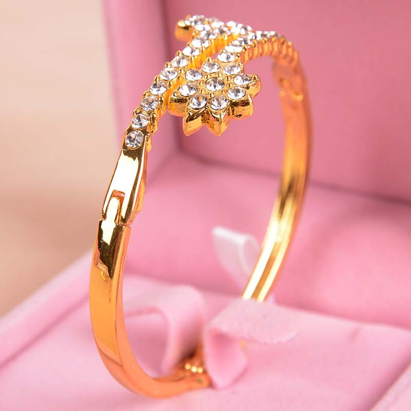 P1424 双花镀金镶钻手镯 韩版<em>手链女</em>时尚<em>多层</em>