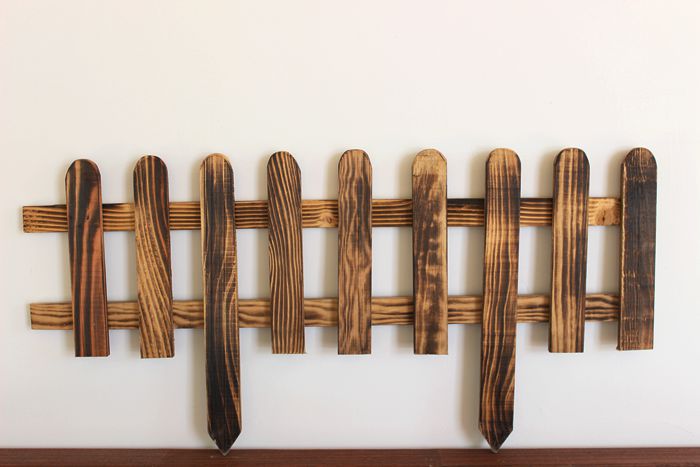 【供应防腐木 栅栏 木篱笆 木栅栏 木围栏 小栅