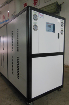 15匹水冷式冷水机