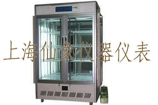人工气候箱1
