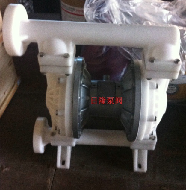 QBK塑料隔膜泵50 白色