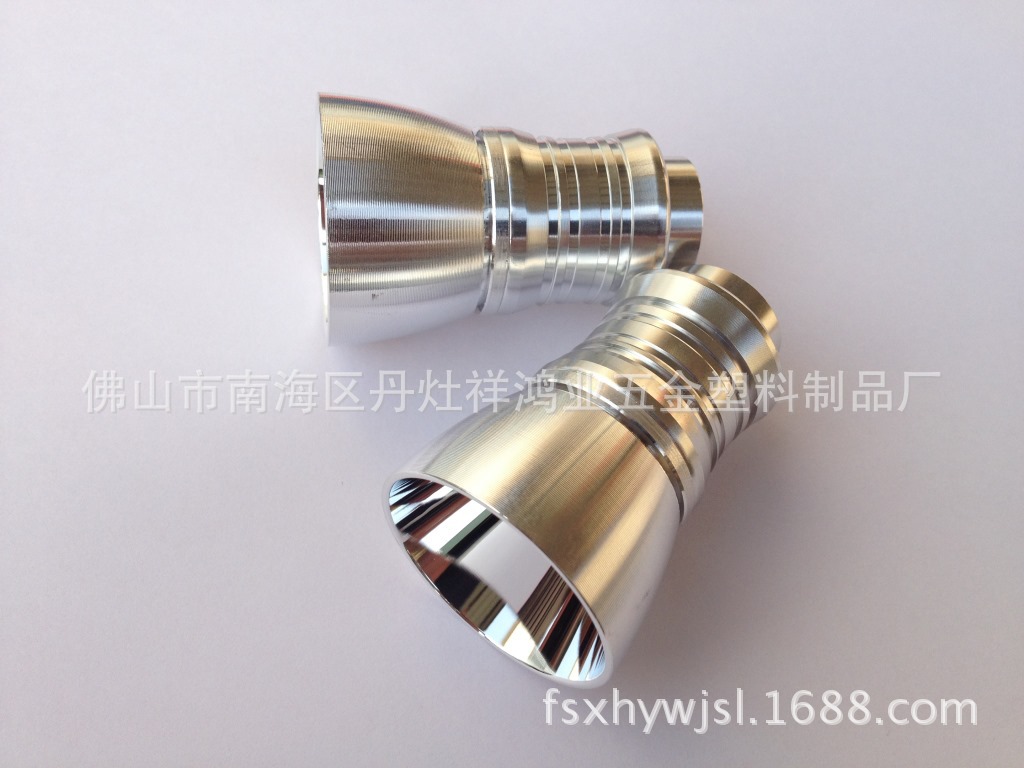 最新款MT38-2摩托车电动车5WLED前大灯