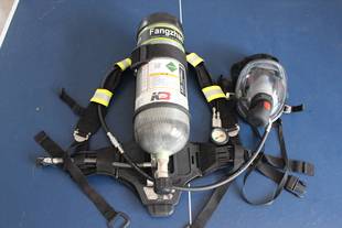 其他行业专用设备-上海方展正压式消防空气呼