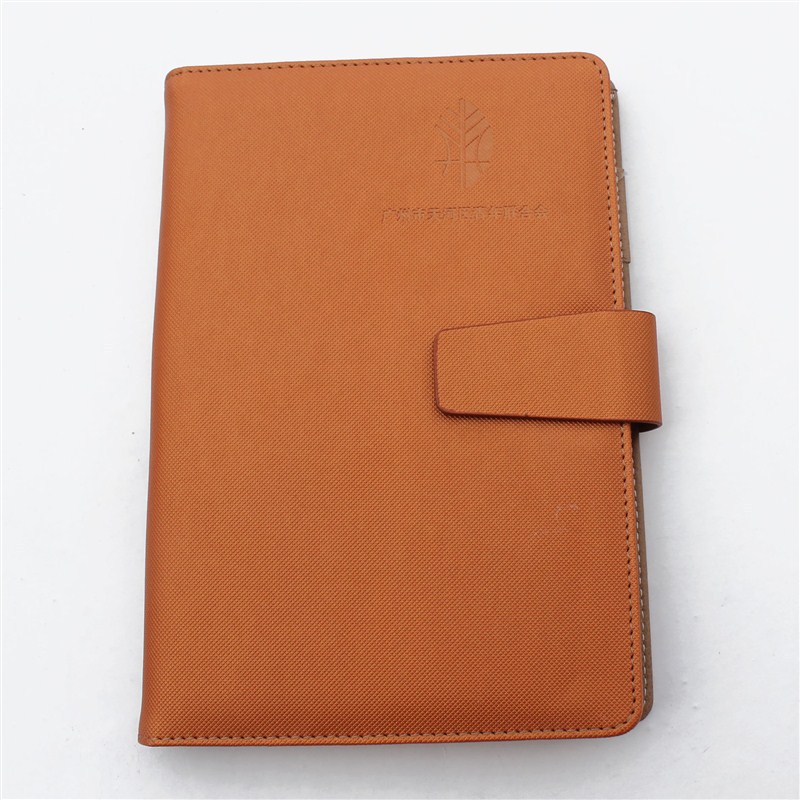 厂家直销黑色带扣皮革本 无线胶装仿皮记事本