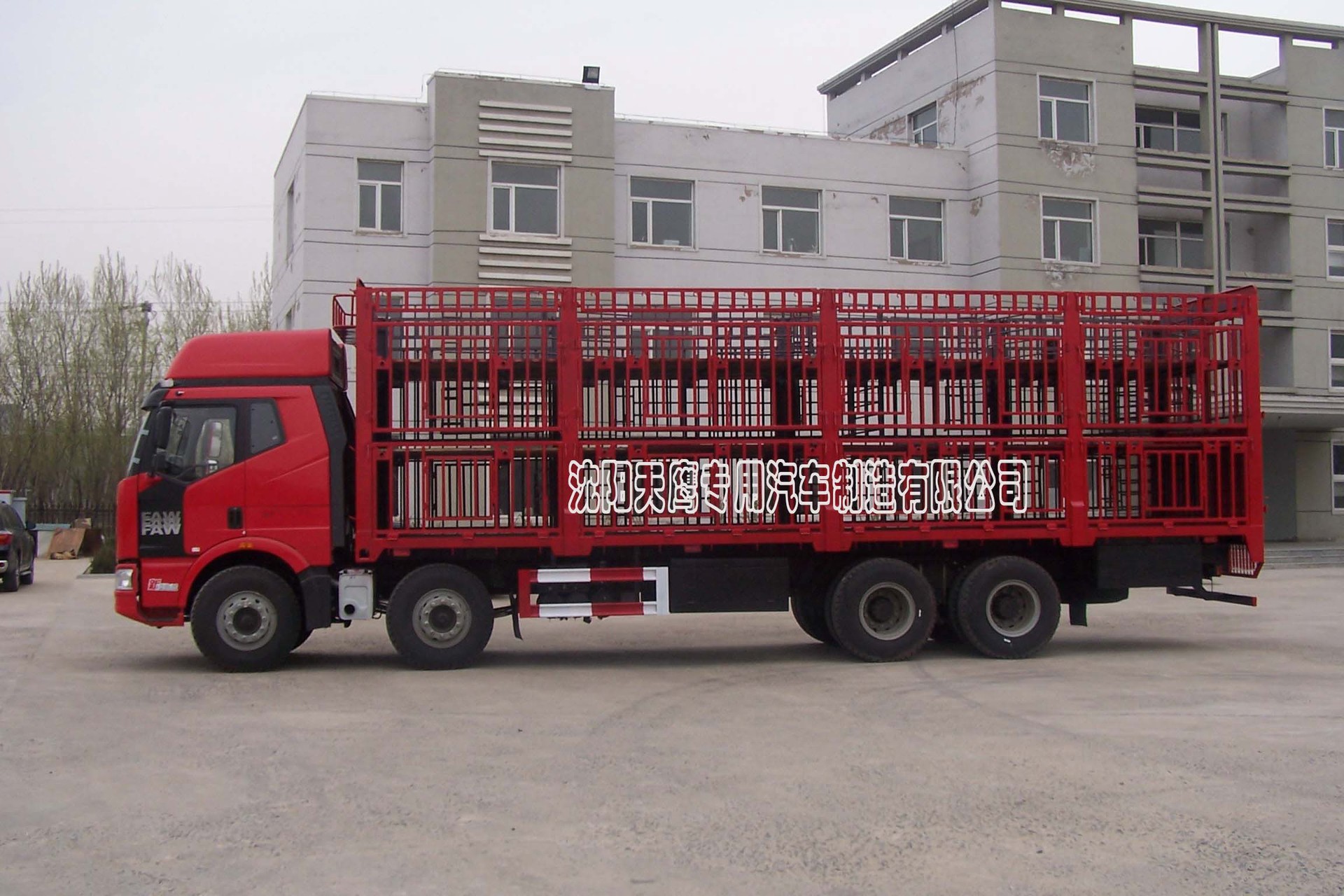 其他运输搬运设备-出售高档优质特种畜禽车加