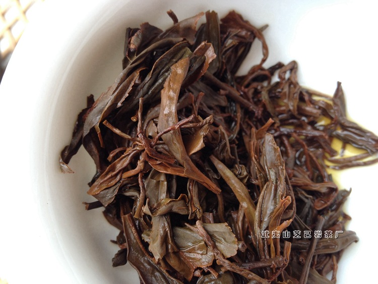 厂家直销 2015 武夷桐木关 老树老枞小种 金骏眉 红茶 散茶 批发