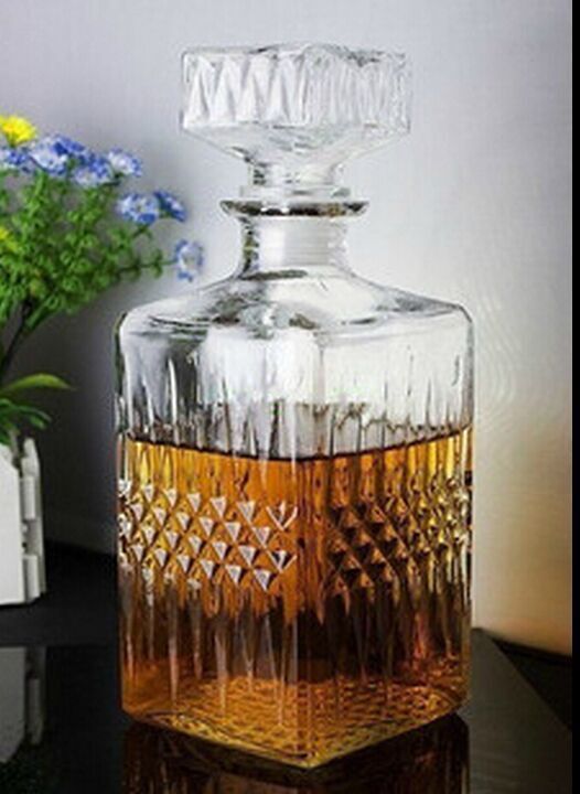 徐州亚法玻璃制品高档玻璃酒瓶批发洋酒瓶冰酒瓶酒吧酒瓶