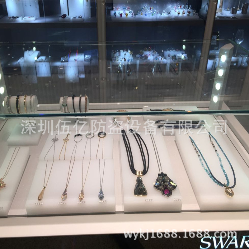 E9A8865B86204629970F2AC1C1B637