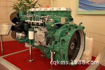 锡柴CA6DLD-22E4发动机的实物图