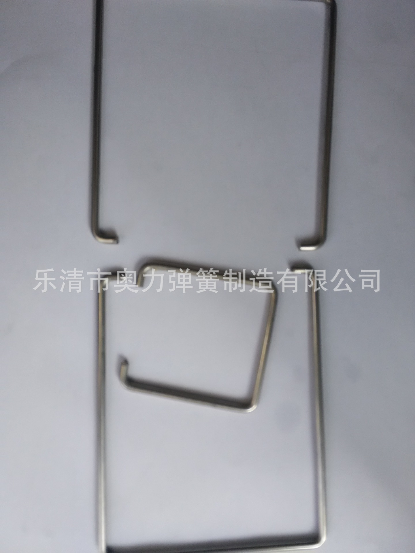 1789469213_1654438649[1]