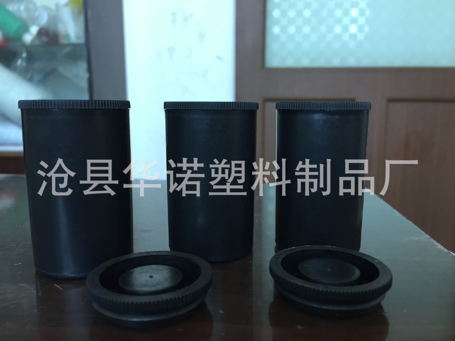 厂家直销胶卷盒,鱼饵盒,塑料桶,塑料瓶