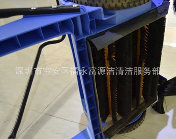 滚刷式扫地车的原理_扫地机器人自动充电原理_扫地机器人自动充电 原理