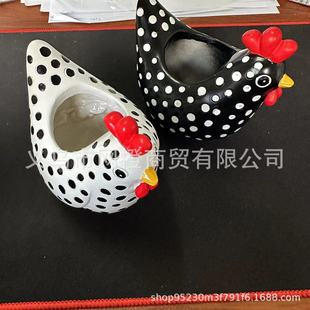 羳Free Range Black and White Chickens֬@Сuƺ[