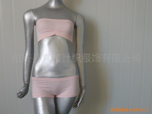 供应加工无缝<em>一字文胸</em> 一字裹胸 <em>图片</em>_高清大