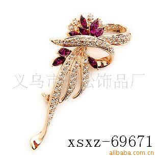 供应胸针,胸针批发,可爱胸针,时尚胸针,宝石胸针