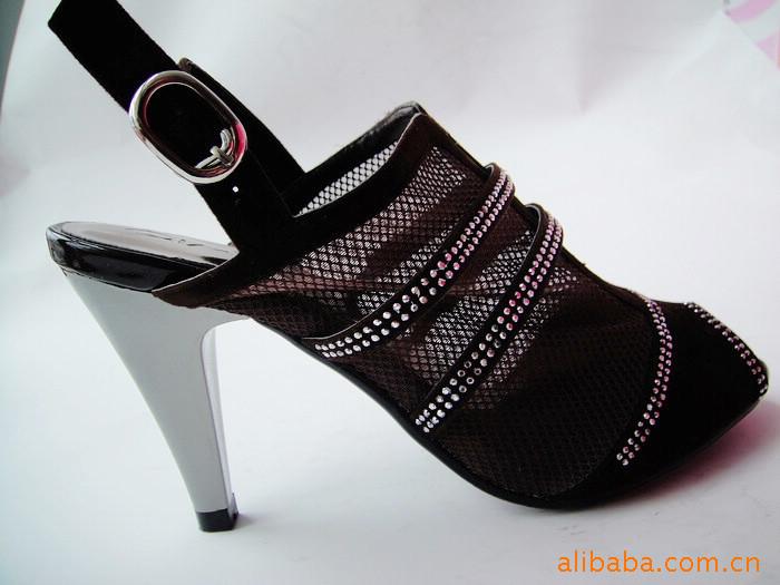 批发采购单鞋-供应批发2010奇<em>妹</em>追求100%时