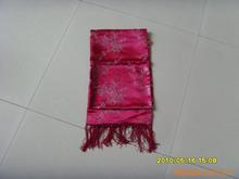 供应2013南京云锦围巾,多款供洗。苏州丝绸
