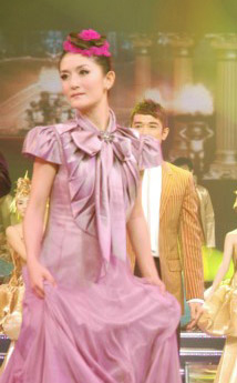 舞动奇迹:谢娜甜美装扮11款很养眼