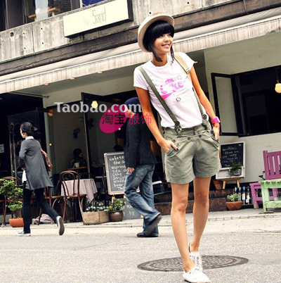 七月韩国街拍TOP装 变身最潮达人 女式休闲装 服装潮流 街头 着装打扮 