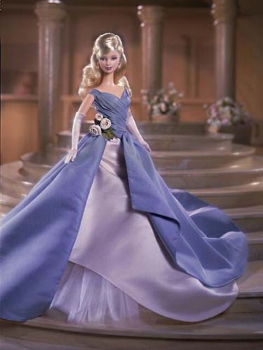 美丽的芭比娃娃礼服篇-+阿里巴巴小商品资讯