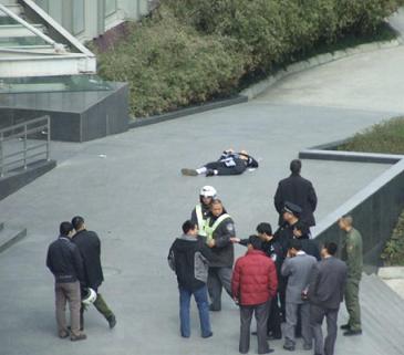 华为员工跳楼自杀现场