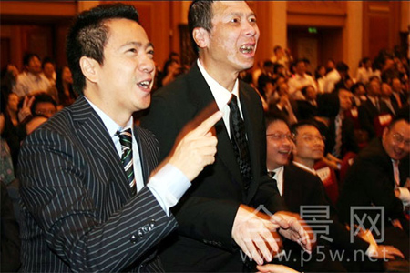 冯小刚:投资者对华谊兄弟是有信心的