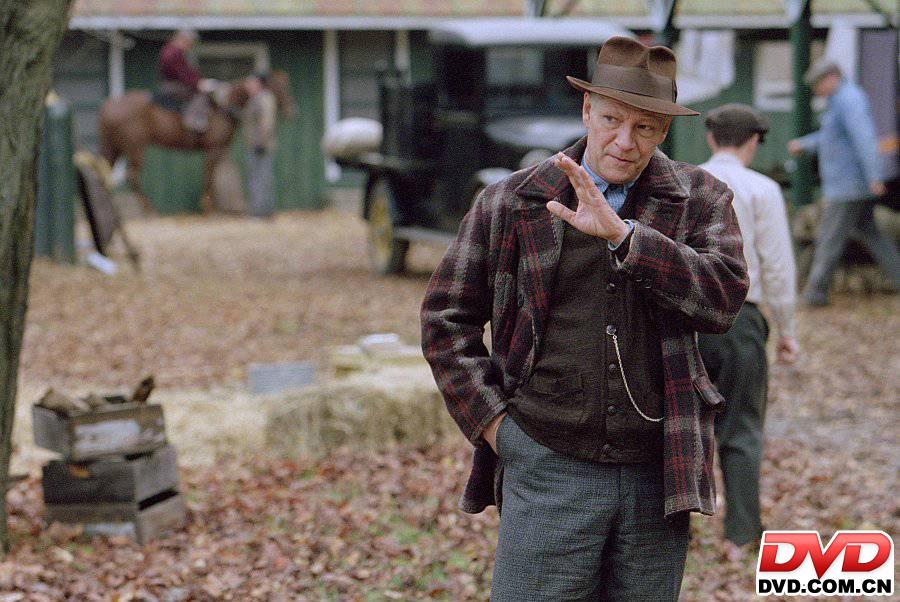 《奔腾年代》经济危机时期创业者必看的励志电影