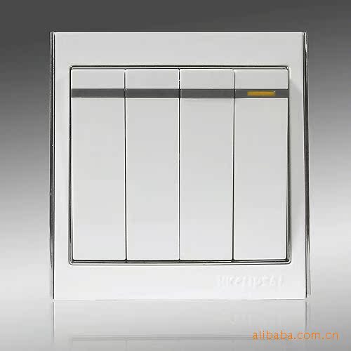 香港奇胜四位开关墙壁开关四开双控