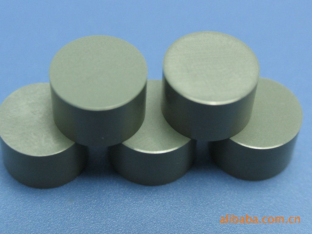 氧化铝晶须增韧陶瓷刀片/刀粒