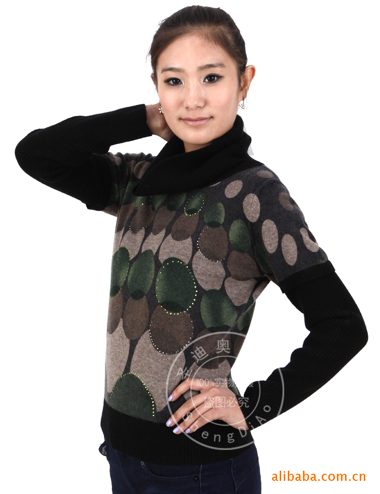 10新款纬尔飞 女士休闲 翻领收身 羊毛绒衫 毛衣 针织衫 2901248