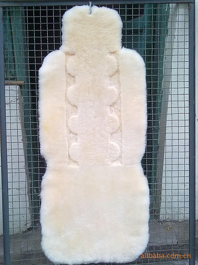 羊剪绒坐垫