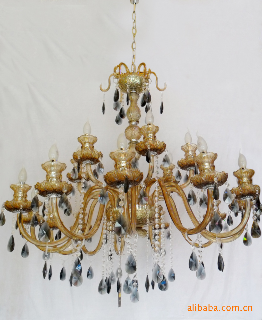 临沂铭豪灯饰低价批发直销供应精美蜡烛灯吊灯