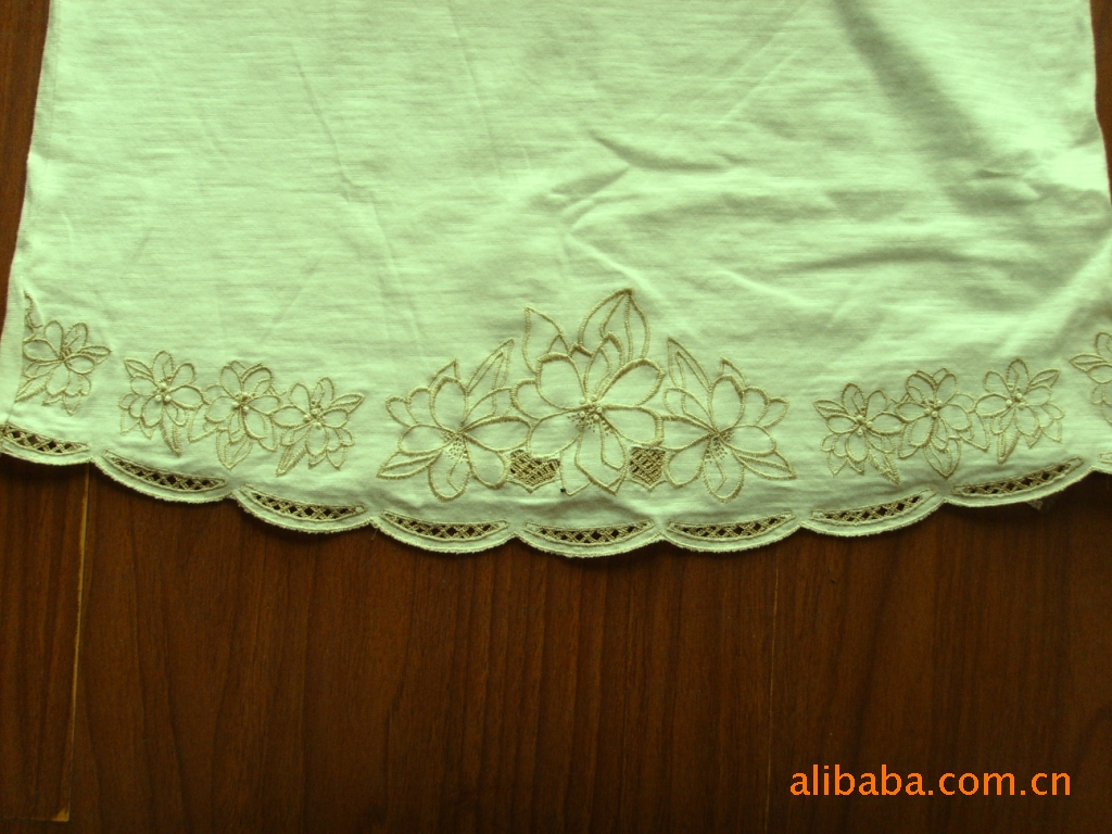 衣片水溶绣花加工 也可以用热熔膜刺绣