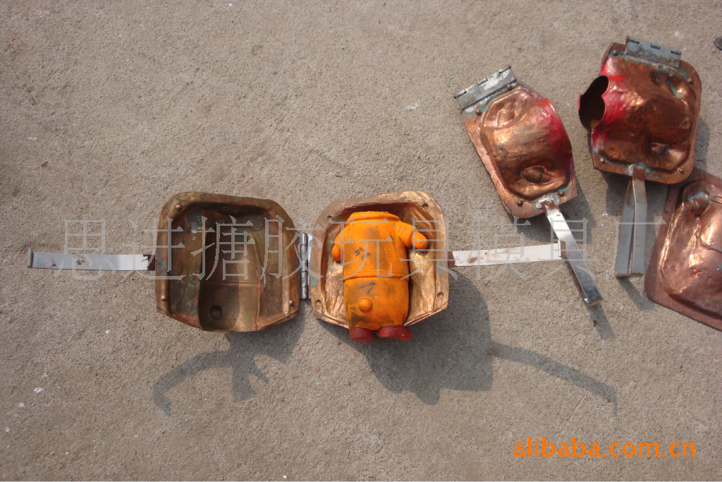 我厂供应卡通动物模,搪胶模具