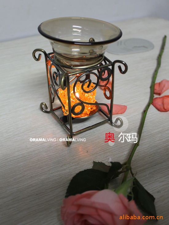 铁艺烛台香炉 曲波流转