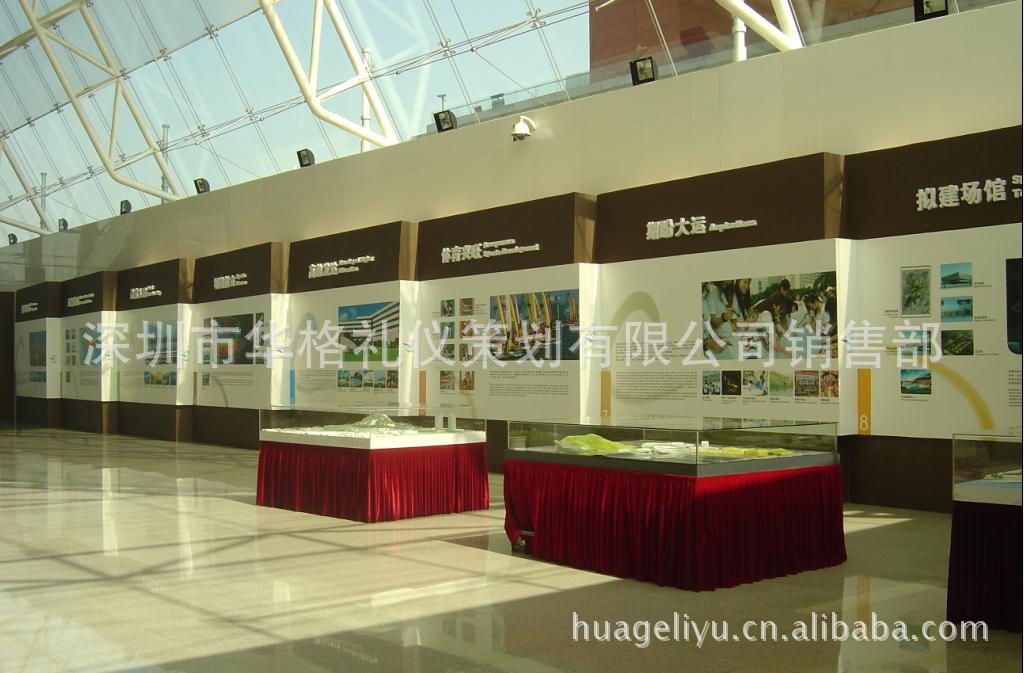 立体广告牌专用耐力板 供应广告牌专用漆 高空维修车 高空安装广告牌