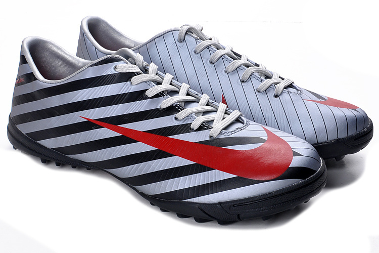 淘宝热卖耐克刺客8代碳底足球鞋 几何版系列 39--44 一件代发