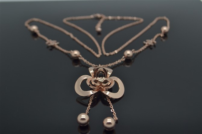 国际品牌香*儿316l钛钢14k玫瑰金项链首饰 饰品批发 项饰项坠吊坠