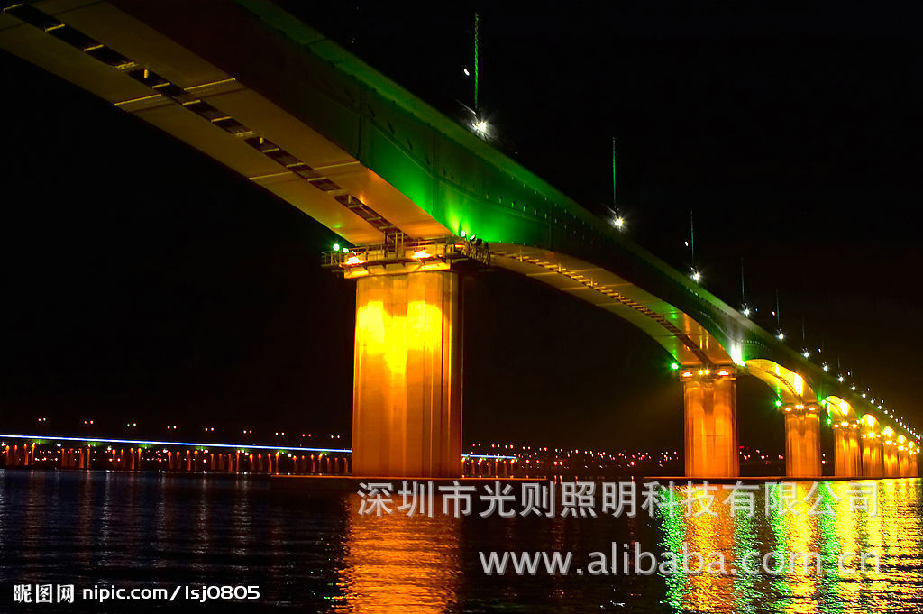 高品质18wled投光灯