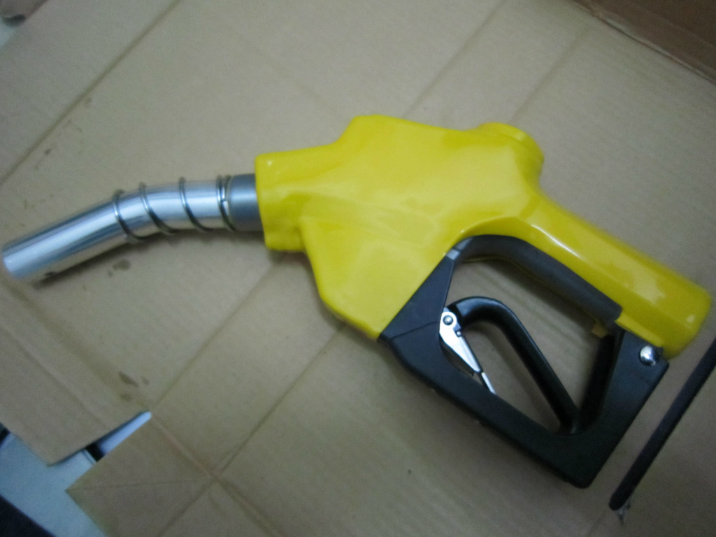 批发供应11a自封加油枪,自封加油枪厂家,加油站专用加油枪